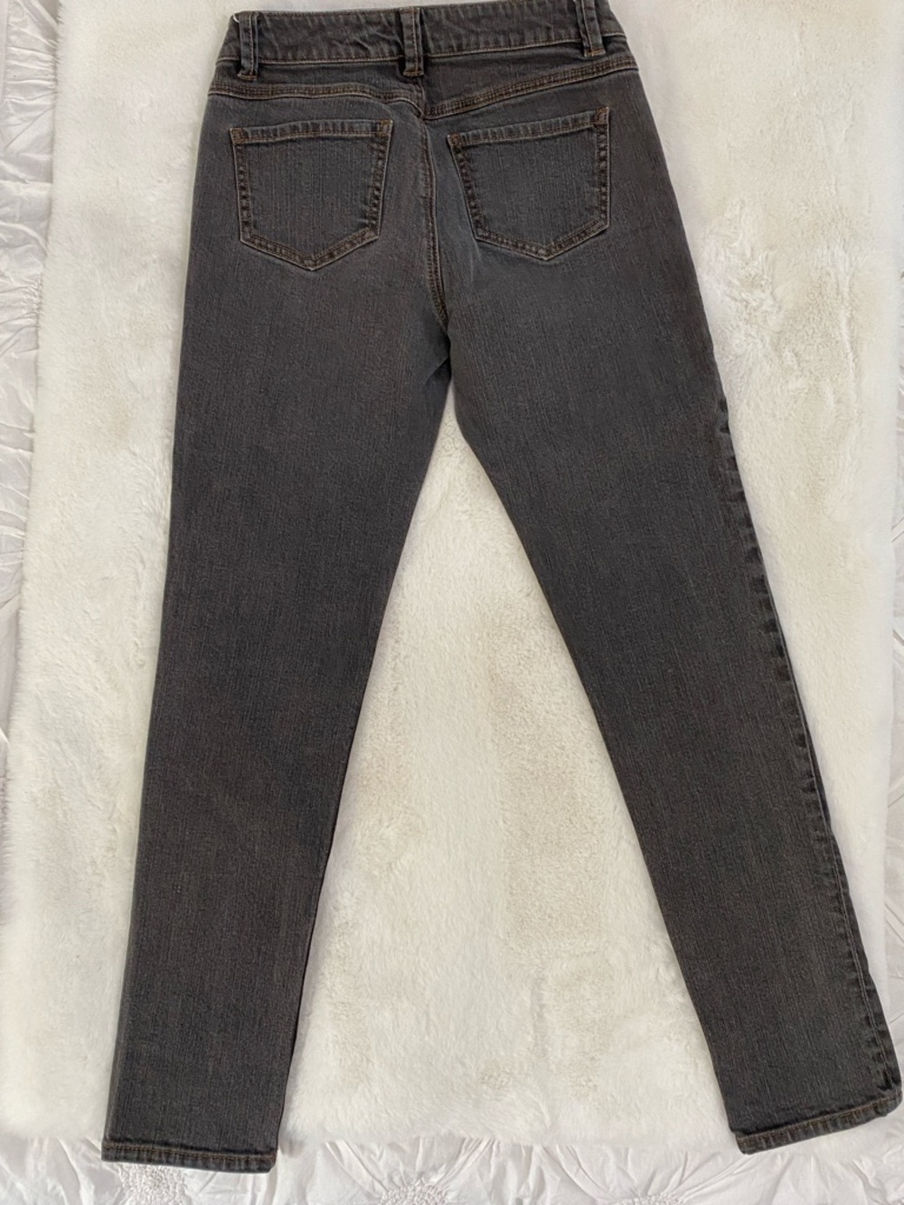 CAbi Mid-Rise Slim Jeans - Charcoal. Size 2 - Picture 7 of 11